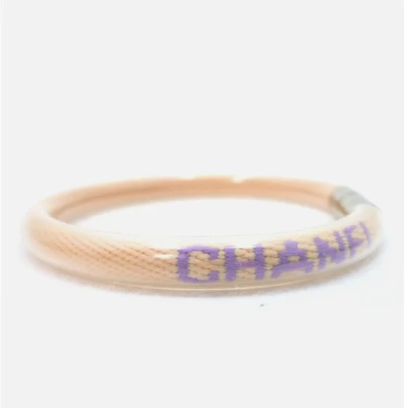 CHANEL Cream and Purple Bracelet with Metallic Clasp - Picture 2 of 8